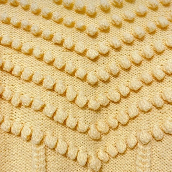 Vintage - Yellow Bavarian Style Boucle Sweater - Picture 7 of 7